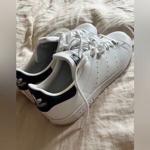 Adidas Stan Smith - men’s Size 11 - white and navy - worn once
